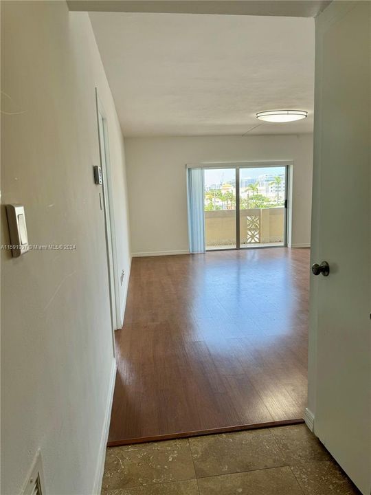 Недавно арендовано: $1,999 (1 спален, 1 ванн, 725 Квадратных фут)