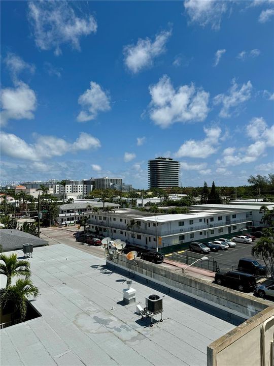 Недавно арендовано: $1,999 (1 спален, 1 ванн, 725 Квадратных фут)