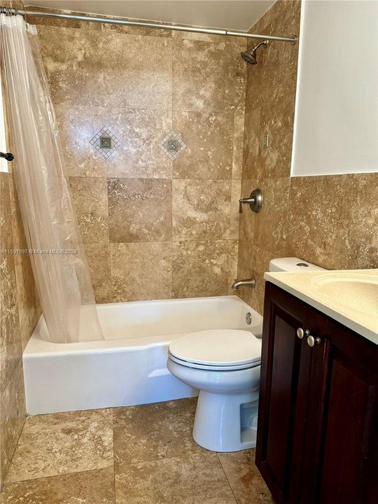 Недавно арендовано: $1,999 (1 спален, 1 ванн, 725 Квадратных фут)