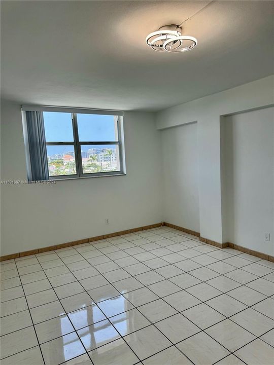 Недавно арендовано: $1,999 (1 спален, 1 ванн, 725 Квадратных фут)