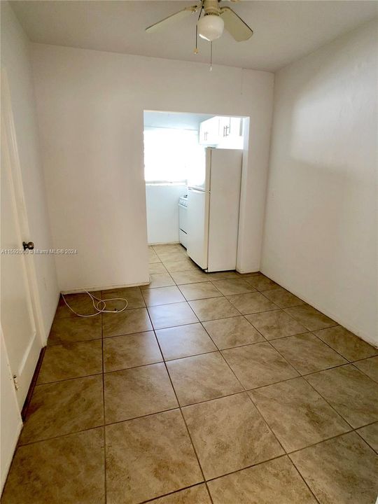 For Rent: $1,700 (0 beds, 1 baths, 400 Square Feet)