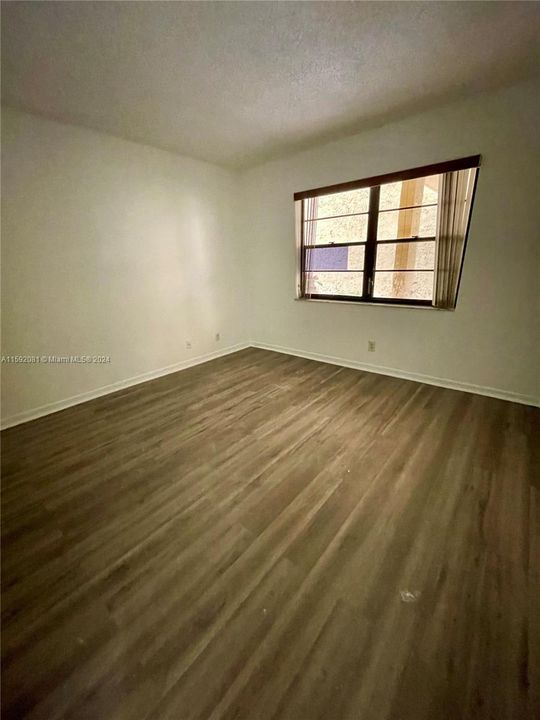 En Venta: $180,000 (2 camas, 2 baños, 1180 Pies cuadrados)