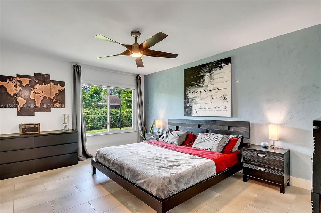 Active With Contract: $797,000 (3 beds, 2 baths, 1820 Square Feet)