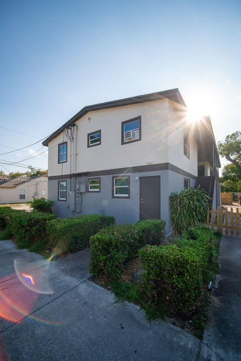Active With Contract: $999,000 (0 beds, 0 baths, 5652 Square Feet)