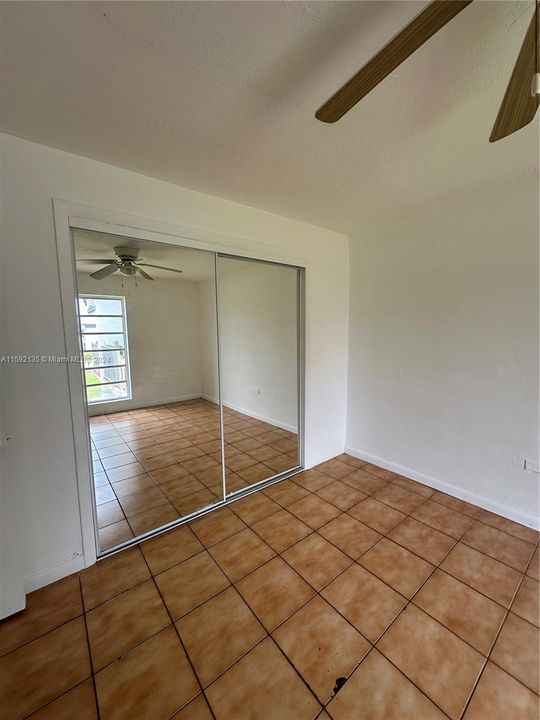 For Rent: $2,200 (2 beds, 1 baths, 763 Square Feet)