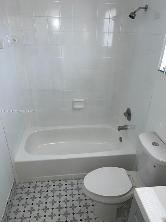 最近租的: $2,850 (3 贝兹, 2 浴室, 1321 平方英尺)