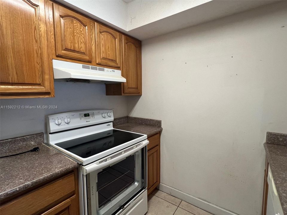 Vendido Recientemente: $214,000 (1 camas, 1 baños, 634 Pies cuadrados)