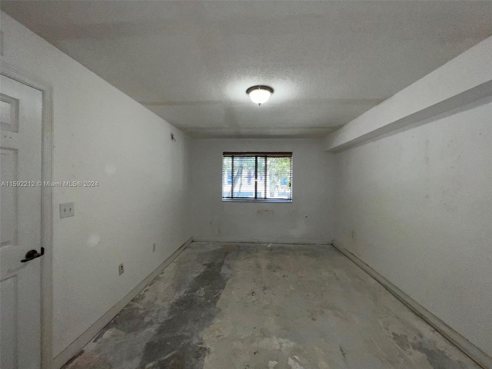 Vendido Recientemente: $214,000 (1 camas, 1 baños, 634 Pies cuadrados)