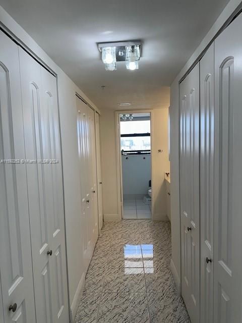 En Venta: $655,000 (2 camas, 2 baños, 1840 Pies cuadrados)