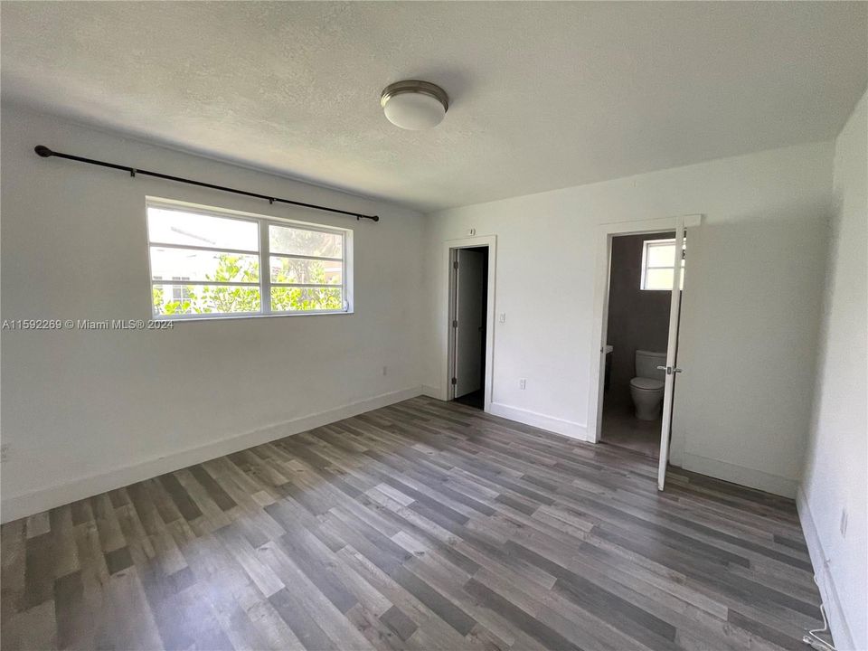 For Rent: $4,700 (3 beds, 2 baths, 1526 Square Feet)