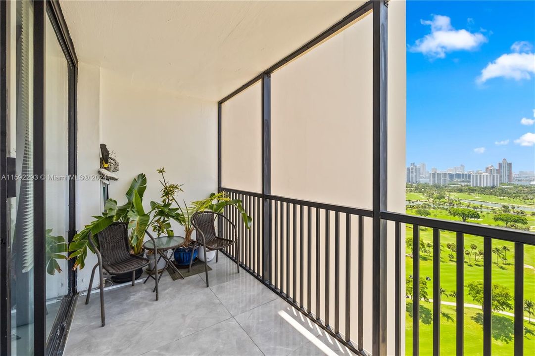 For Sale: $475,000 (2 beds, 2 baths, 1313 Square Feet)