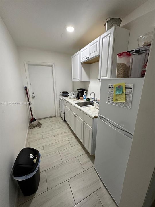 For Rent: $1,550 (1 beds, 1 baths, 600 Square Feet)