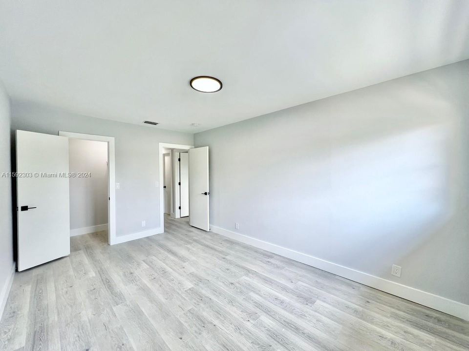 For Sale: $485,000 (3 beds, 2 baths, 1912 Square Feet)