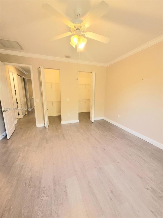 Recently Rented: $3,350 (3 beds, 2 baths, 1912 Square Feet)