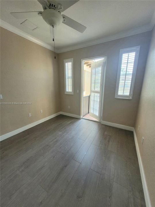 Recently Rented: $3,350 (3 beds, 2 baths, 1912 Square Feet)