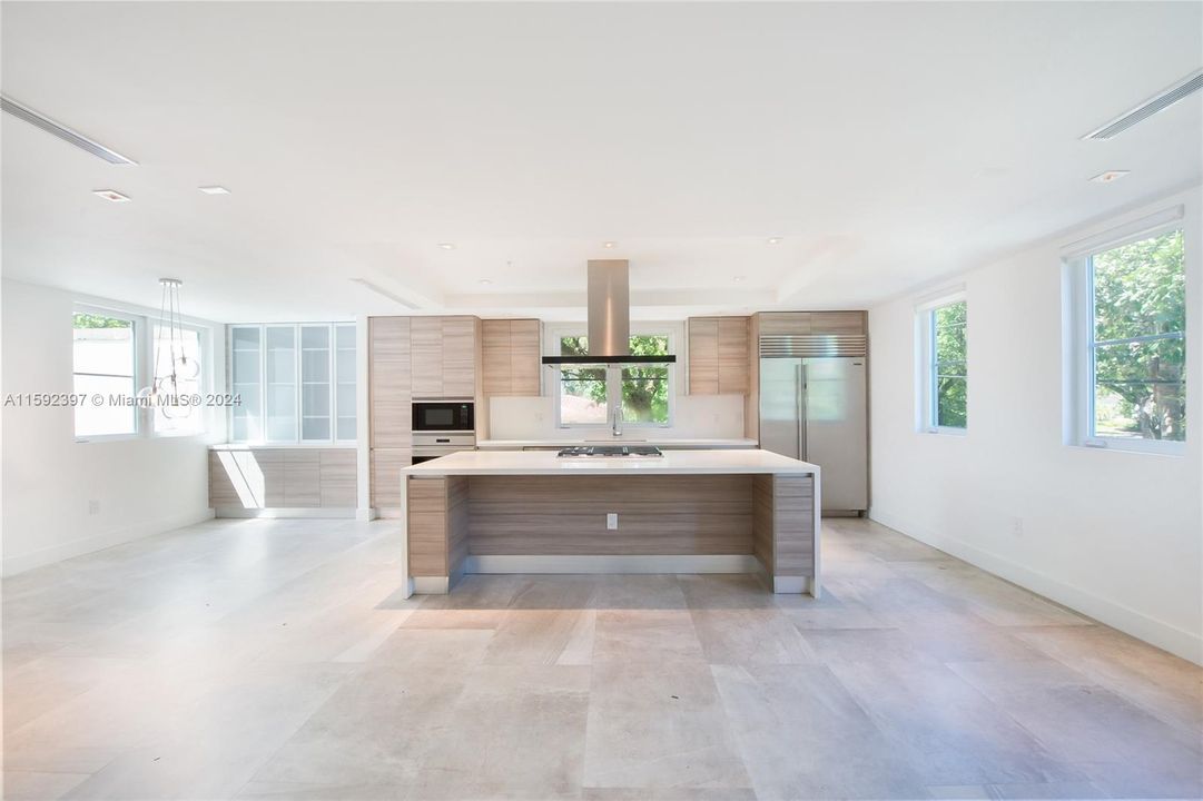 Family Room/ Kitchen/ Breakfast Area