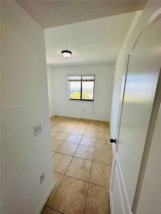 For Rent: $3,000 (3 beds, 2 baths, 1245 Square Feet)