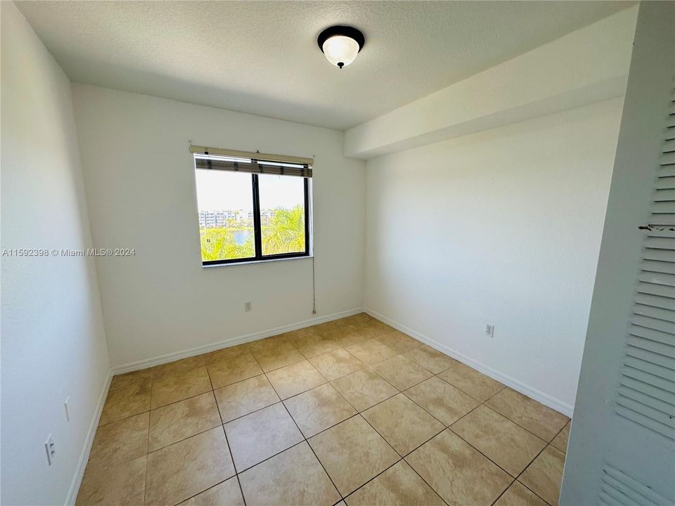 For Rent: $3,000 (3 beds, 2 baths, 1245 Square Feet)