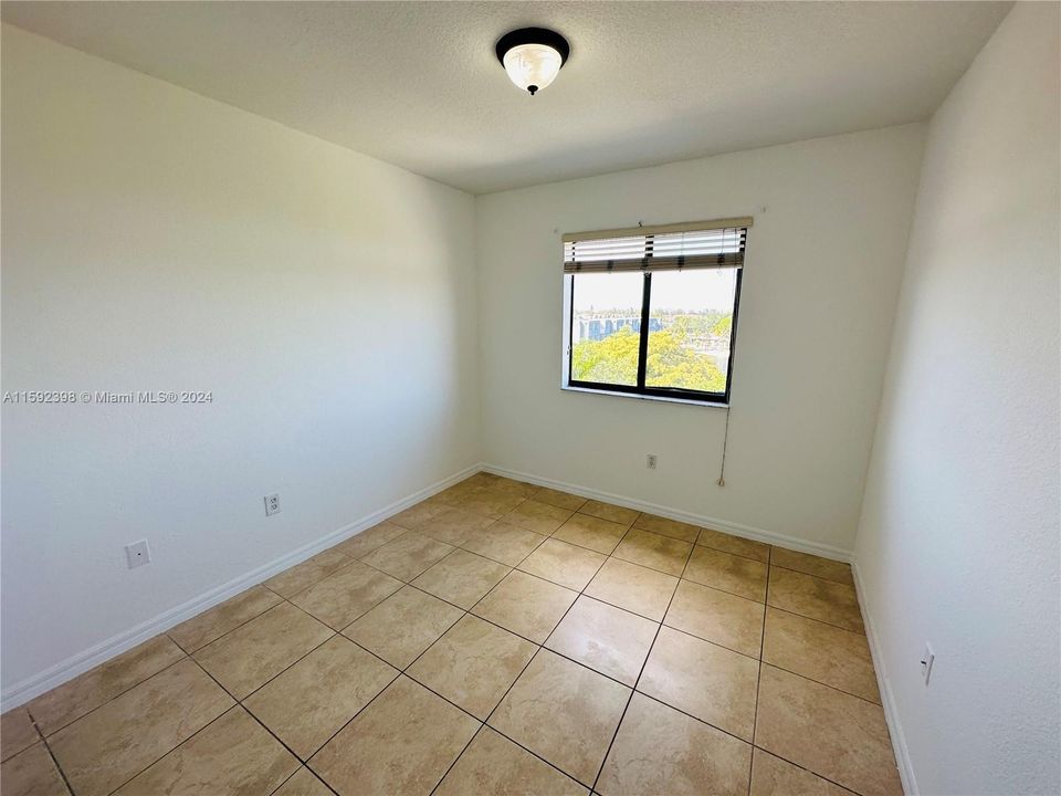 For Rent: $3,000 (3 beds, 2 baths, 1245 Square Feet)