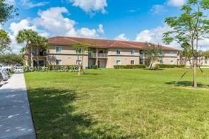 Active With Contract: $210,000 (3 beds, 2 baths, 999 Square Feet)