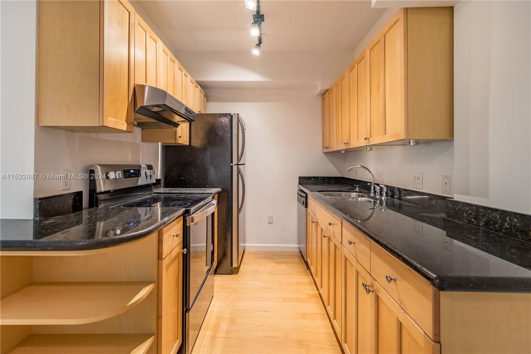 For Rent: $2,000 (1 beds, 1 baths, 507 Square Feet)