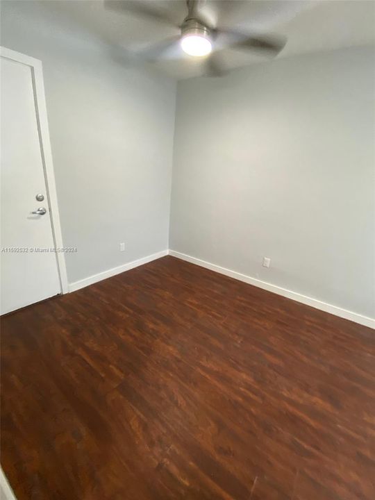 Active With Contract: $1,650 (1 beds, 1 baths, 9496 Square Feet)