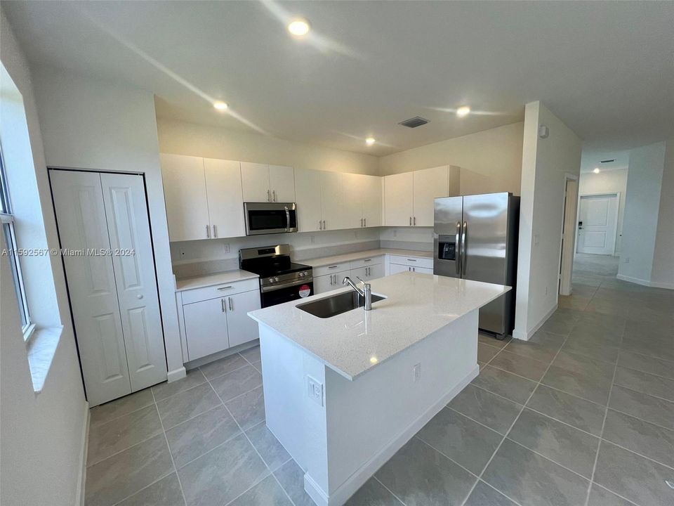 Active With Contract: $2,700 (3 beds, 2 baths, 1827 Square Feet)