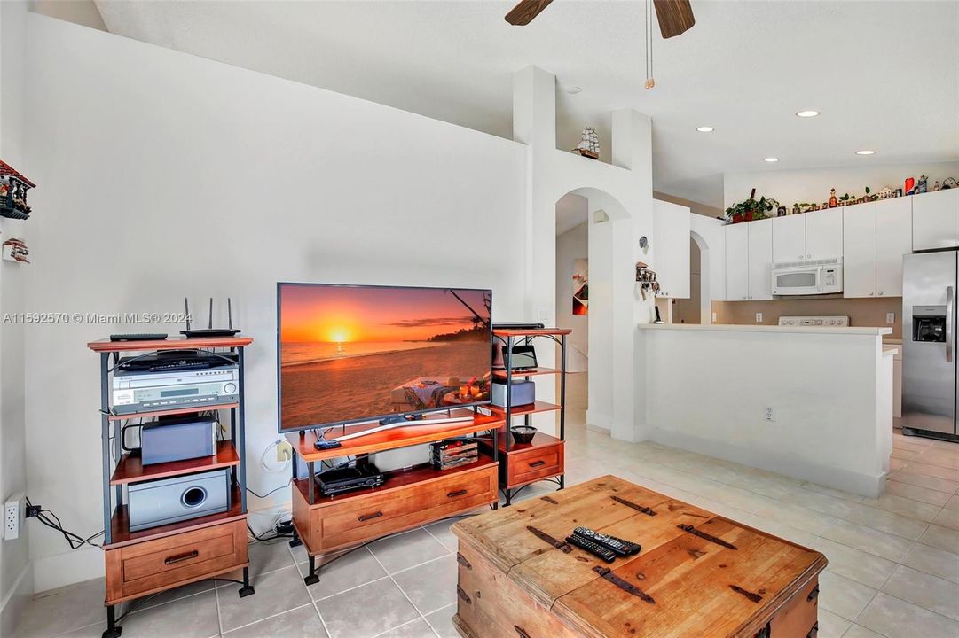 Active With Contract: $620,000 (3 beds, 2 baths, 1616 Square Feet)