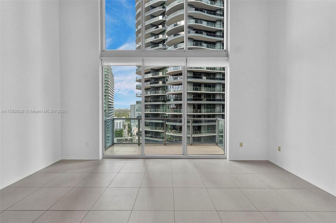 For Sale: $479,999 (1 beds, 1 baths, 1128 Square Feet)