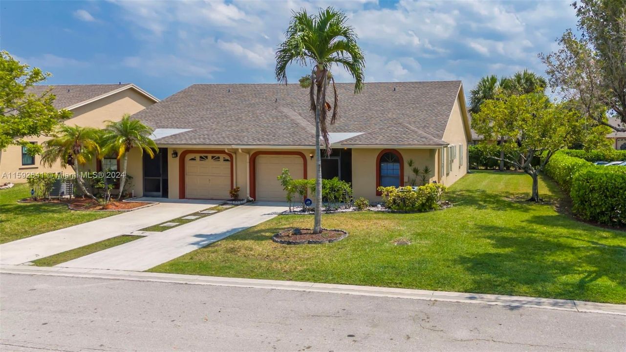 Recently Sold: $395,000 (3 beds, 2 baths, 1249 Square Feet)