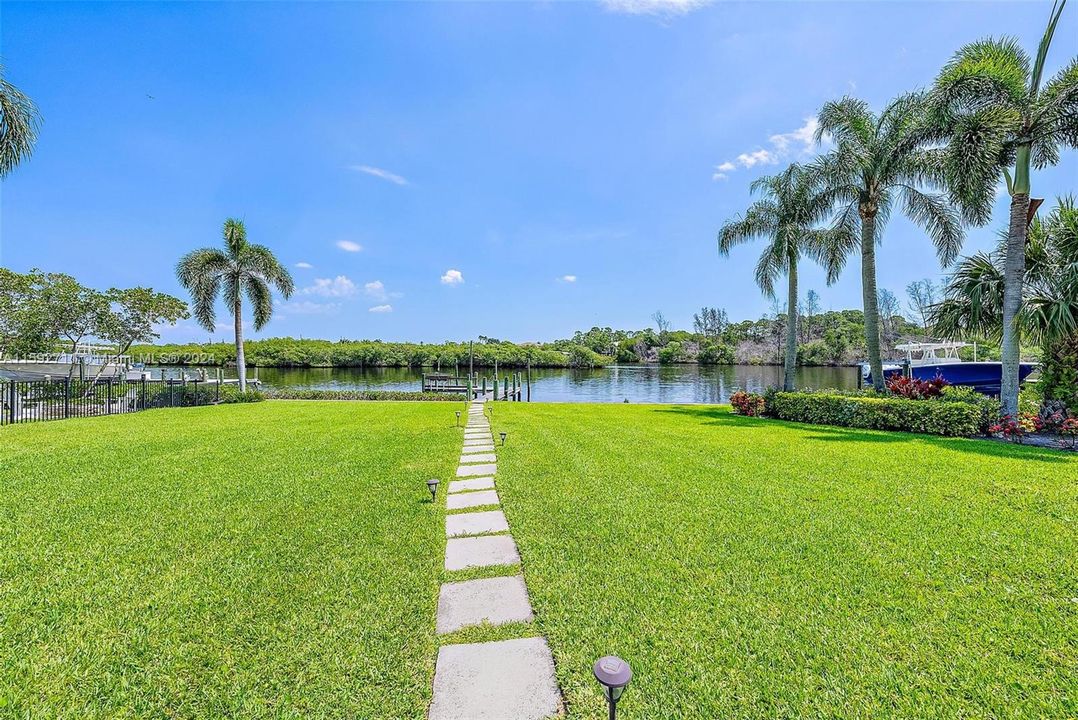 Plenty of green space to add a pool.