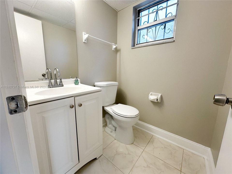 最近租的: $2,650 (2 贝兹, 1 浴室, 960 平方英尺)