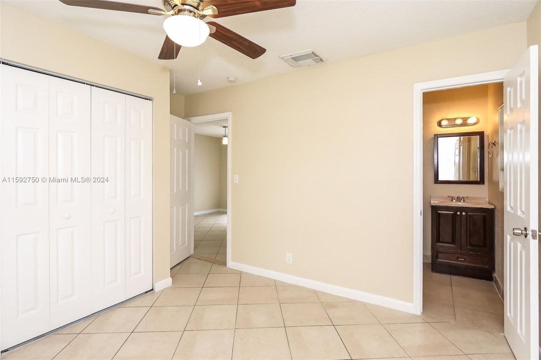 Active With Contract: $2,440 (3 beds, 2 baths, 1074 Square Feet)