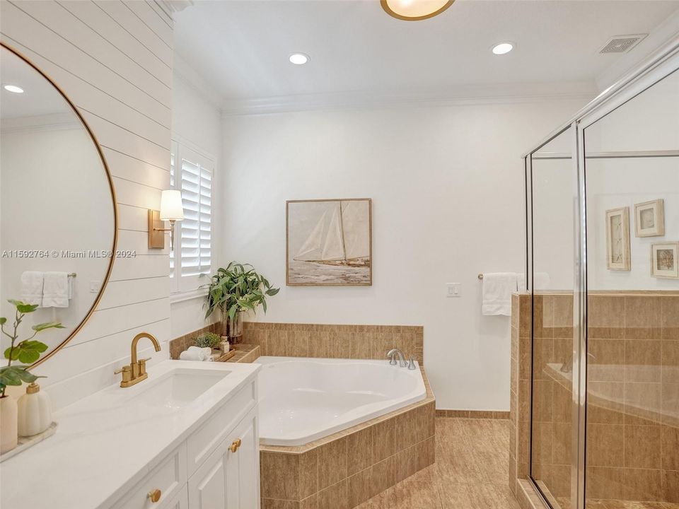 Recently Sold: $925,000 (3 beds, 2 baths, 0 Square Feet)