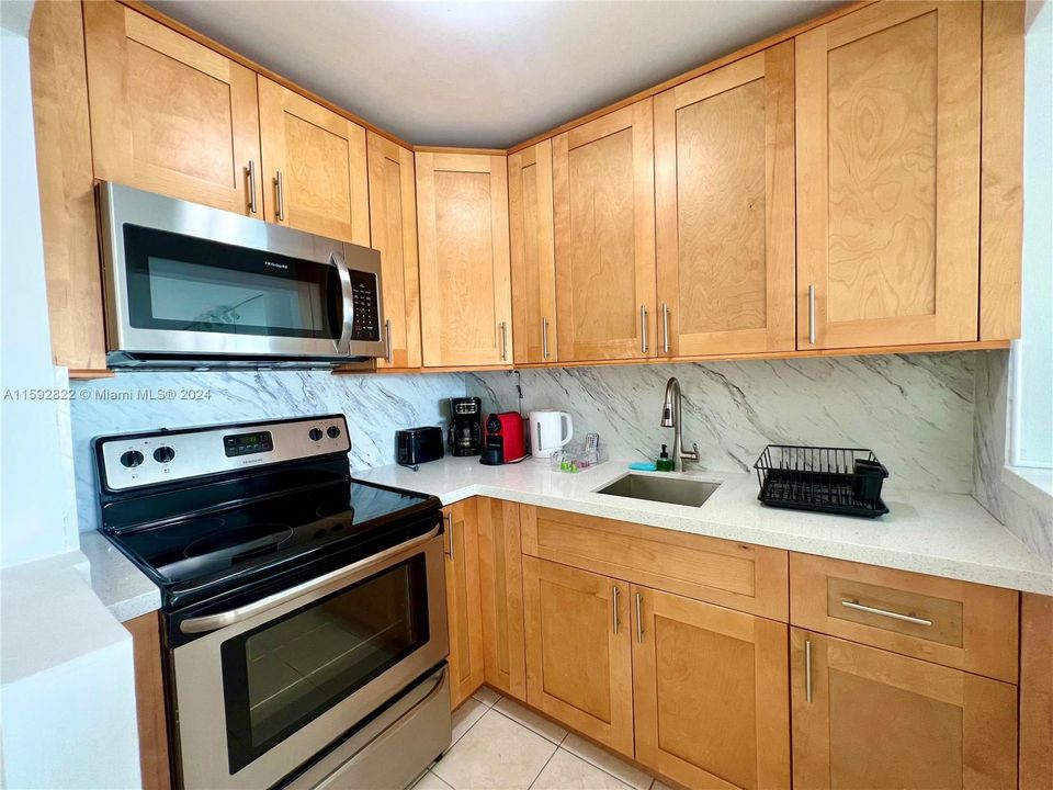 For Sale: $243,000 (0 beds, 1 baths, 445 Square Feet)