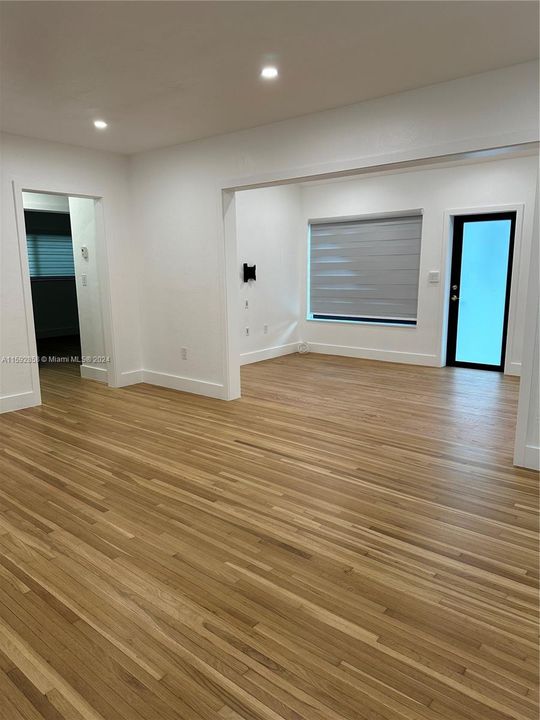 Recientemente alquilado: $4,500 (2 camas, 2 baños, 1240 Pies cuadrados)