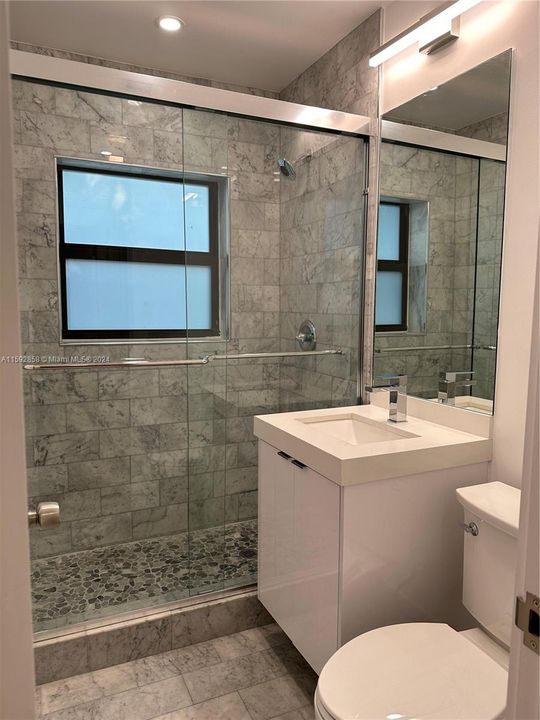Recientemente alquilado: $4,500 (2 camas, 2 baños, 1240 Pies cuadrados)