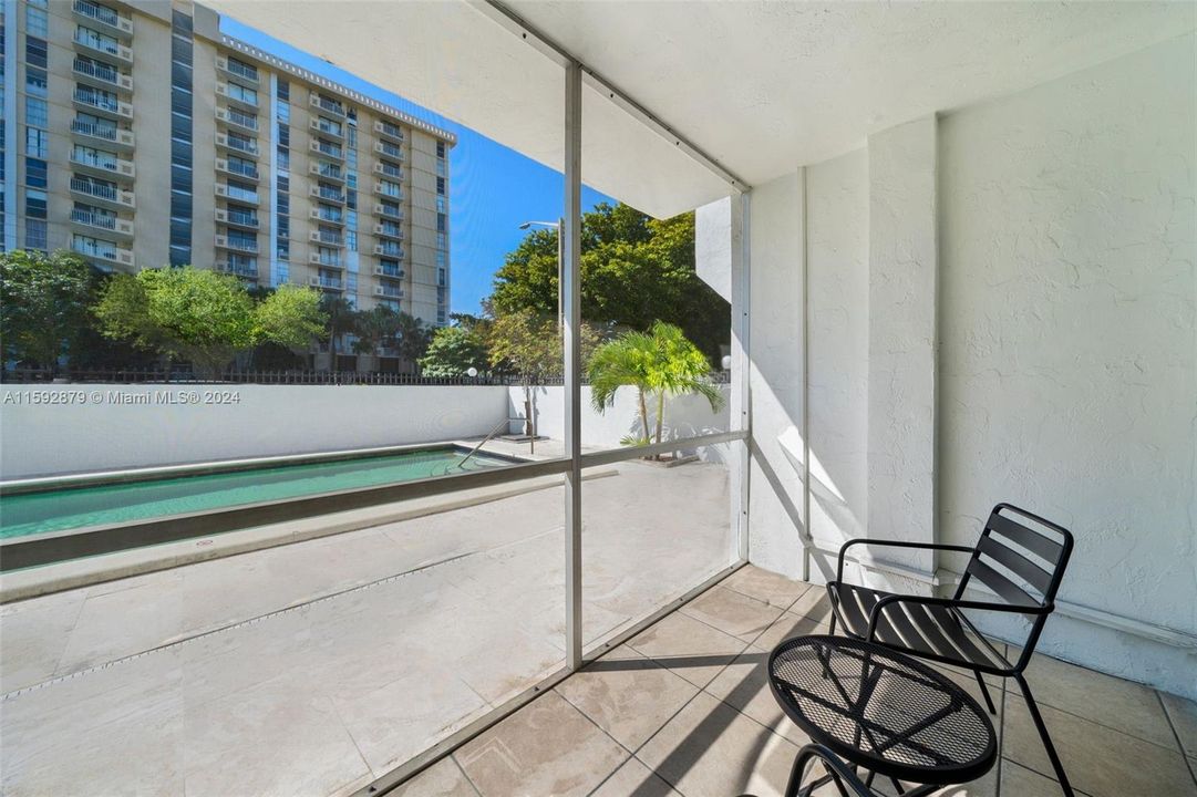 Active With Contract: $2,100 (1 beds, 1 baths, 27969 Square Feet)