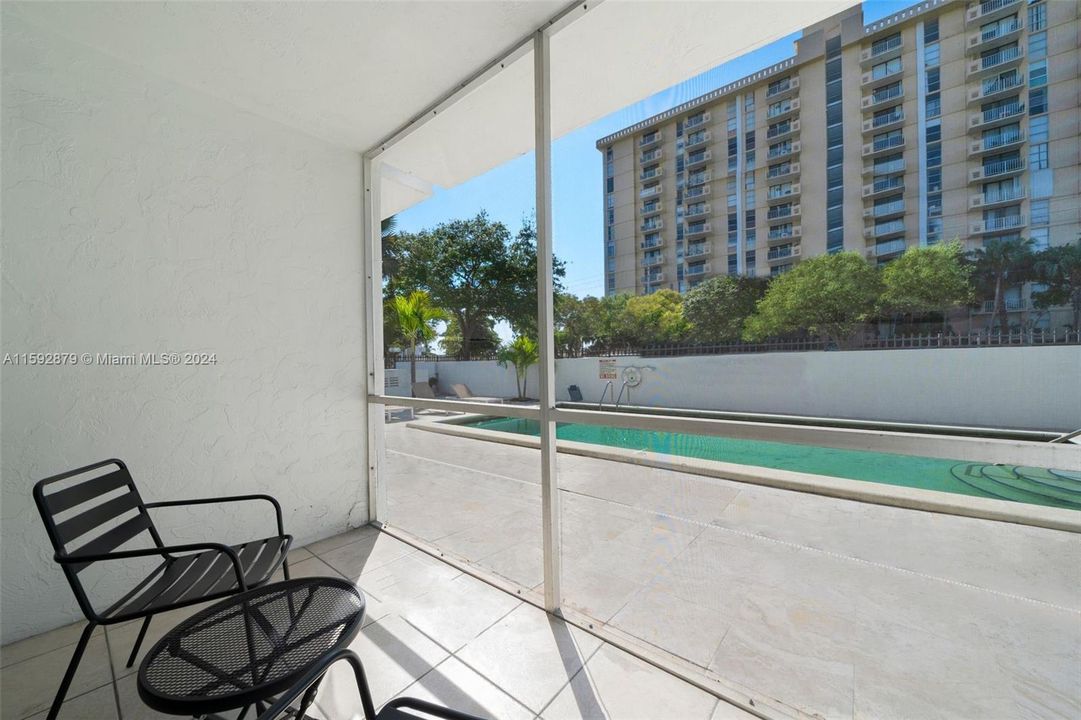 Active With Contract: $2,100 (1 beds, 1 baths, 27969 Square Feet)