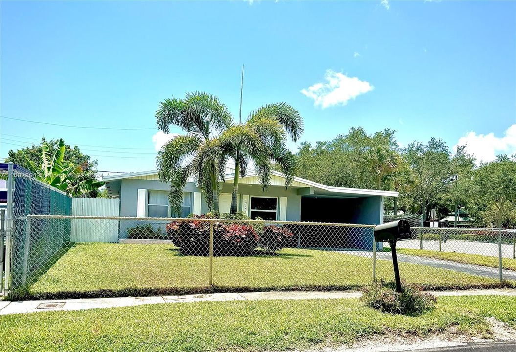 Active With Contract: $349,900 (3 beds, 2 baths, 0 Square Feet)