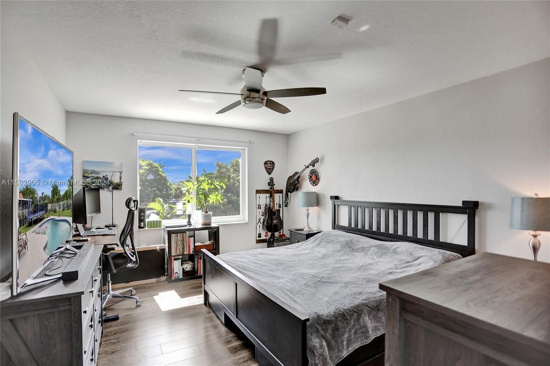 Active With Contract: $5,500 (4 beds, 2 baths, 1878 Square Feet)