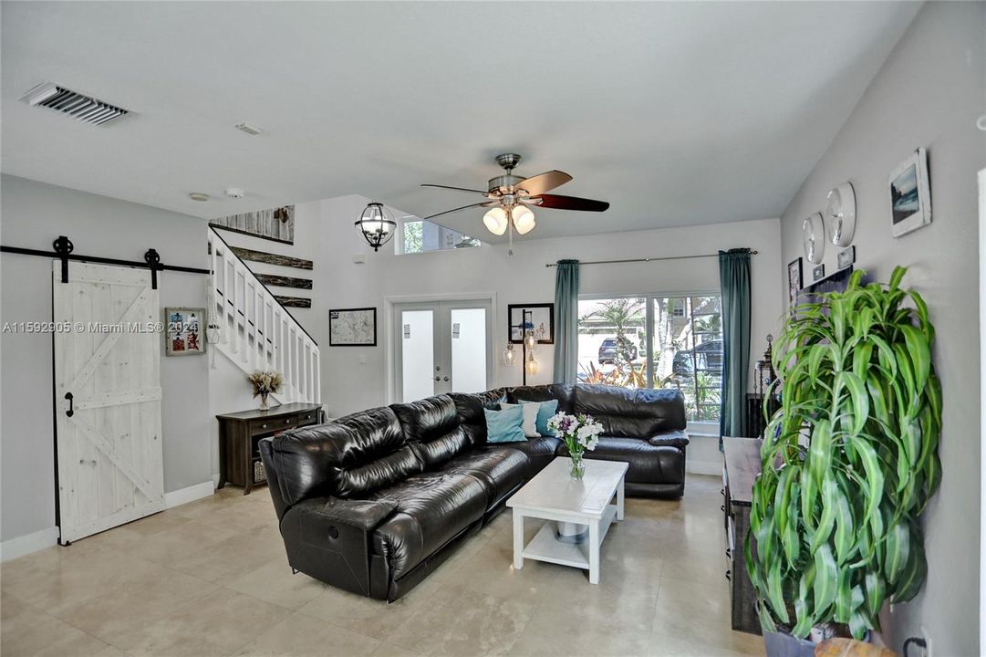 Active With Contract: $5,500 (4 beds, 2 baths, 1878 Square Feet)