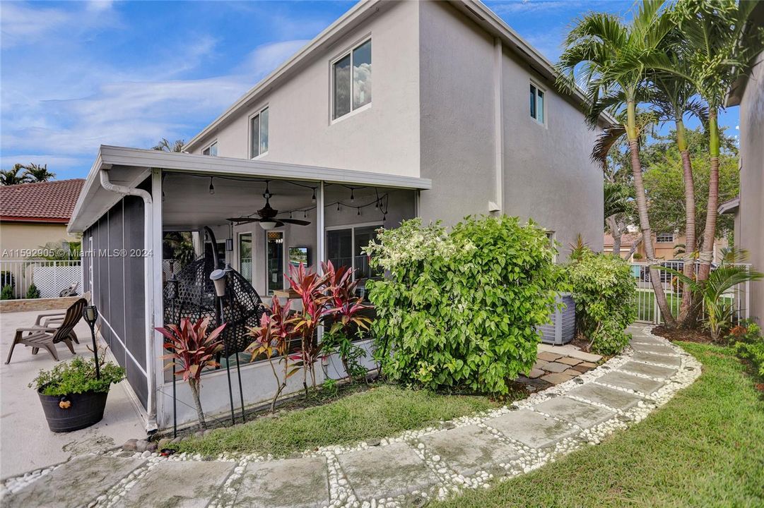 Active With Contract: $5,500 (4 beds, 2 baths, 1878 Square Feet)