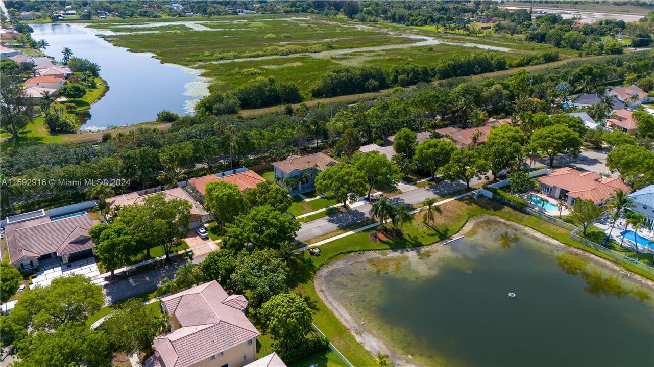 Recently Sold: $799,000 (4 beds, 3 baths, 2504 Square Feet)