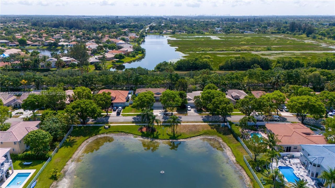 Recently Sold: $799,000 (4 beds, 3 baths, 2504 Square Feet)