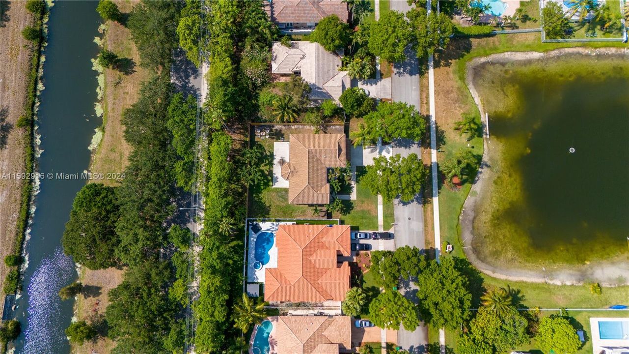 Recently Sold: $799,000 (4 beds, 3 baths, 2504 Square Feet)