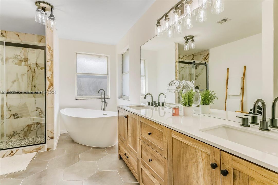 Recently Sold: $799,000 (4 beds, 3 baths, 2504 Square Feet)