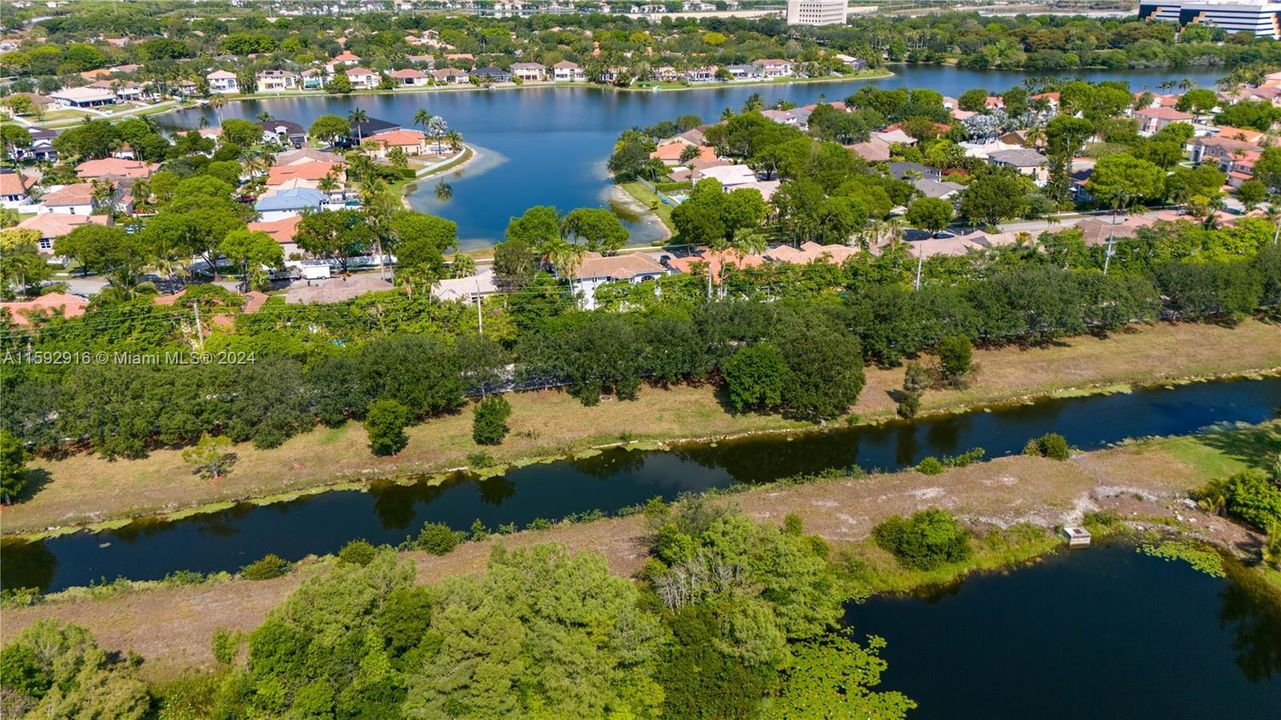 Recently Sold: $799,000 (4 beds, 3 baths, 2504 Square Feet)