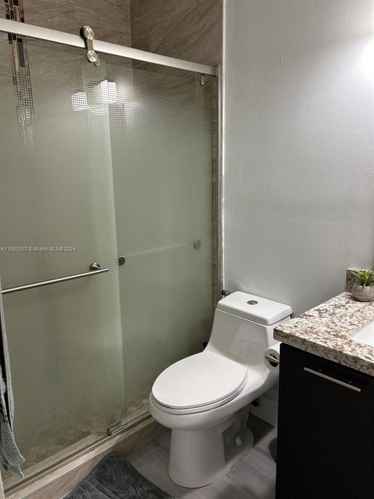 Active With Contract: $3,700 (3 beds, 2 baths, 1923 Square Feet)