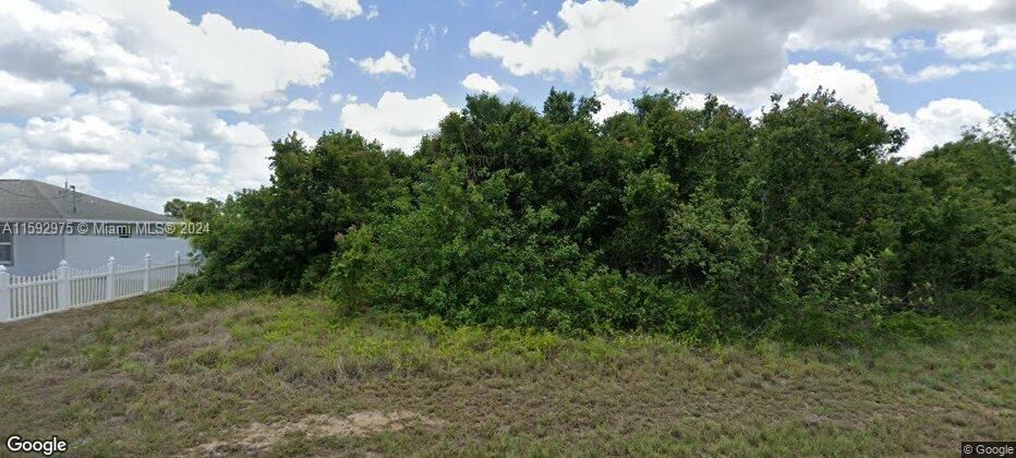 For Sale: $29,000 (0.26 acres)